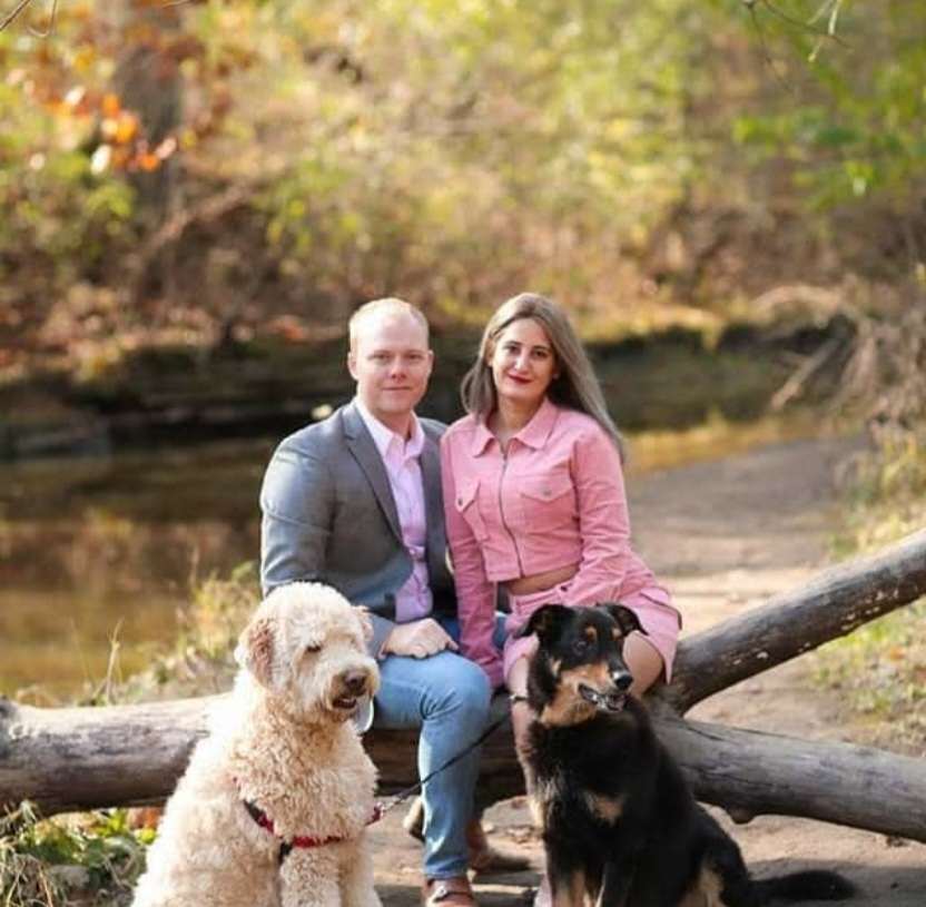 Medicare agent in chicago with his wife